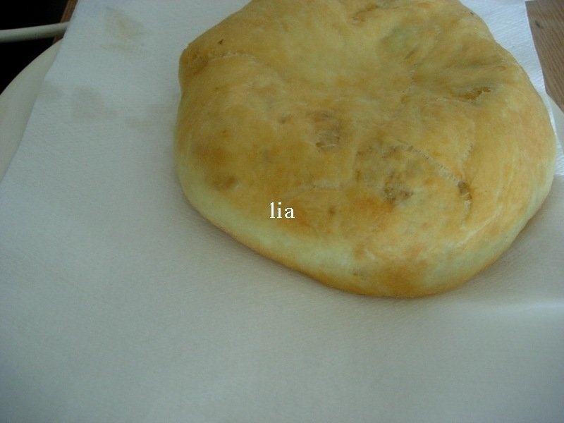 Placinte ardelenesti, umplute cu cartofi copti si aroma de ceapa