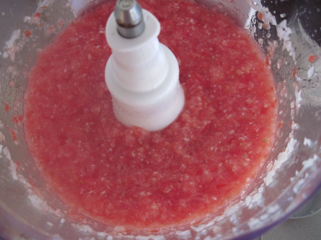 Tochitura de porc cu sos de rosii si cartofi natur