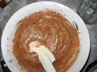 Prajitura cu frisca si piersici din compot