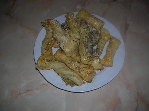 Saleuri cu mac, susan si chimen