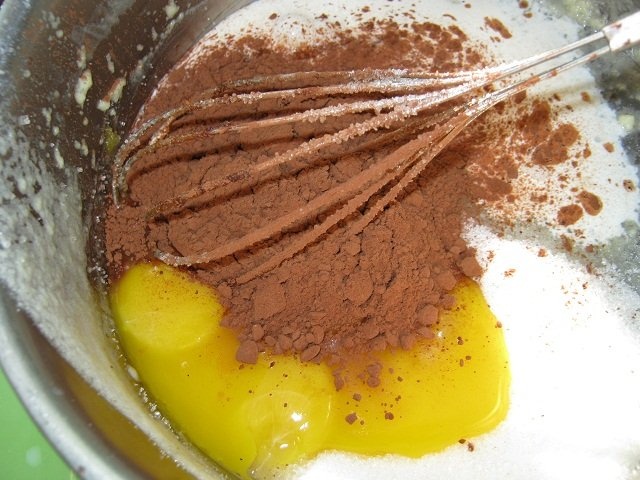 Inghetata asortata – vanilie, ciocolata, fructe