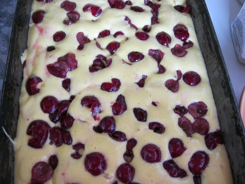 Prăjitură cu vişine