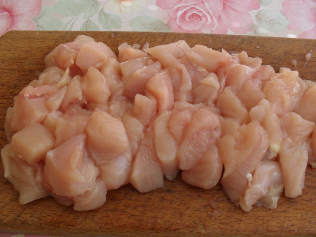 Sarmalute invelite in frunze de loboda rosie