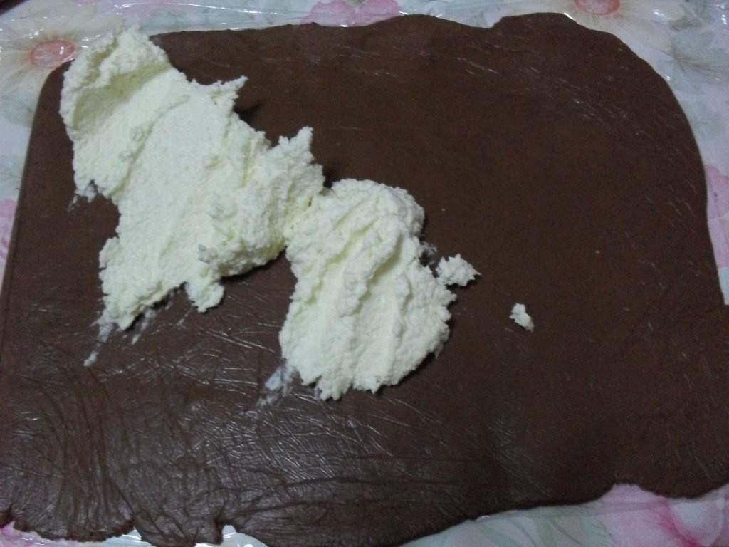 Rulada de biscuiti cu cocos. Cel mai simplu si gustos desert, fara coacere