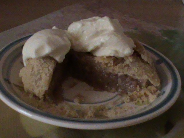 Cosulete de aluat fraged cu rubarba