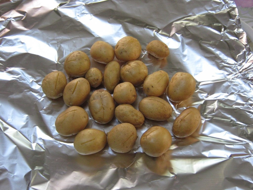 Salata orientala de cartofi noi-specific arabeasca