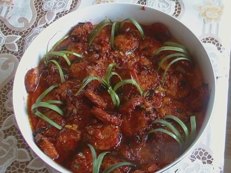 Fasole facaluita cu carnati