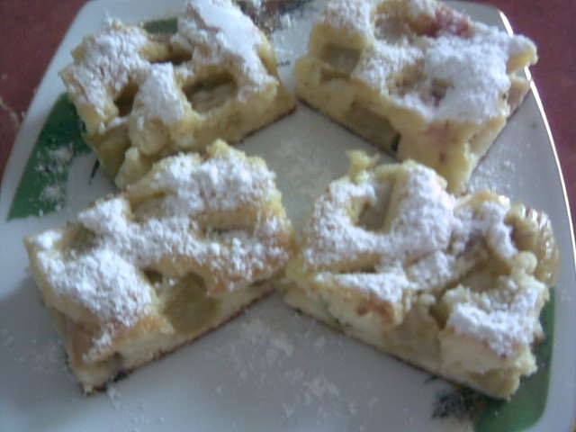 Prajitura cu rubarba