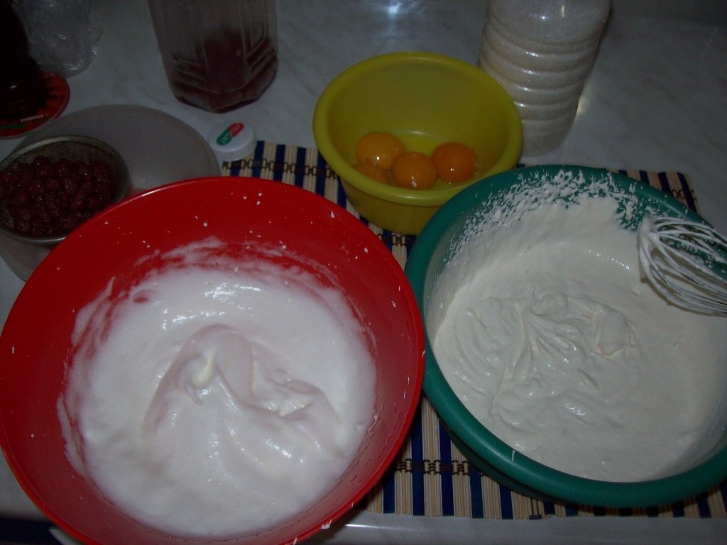 Inghetata de zmeura si vanilie