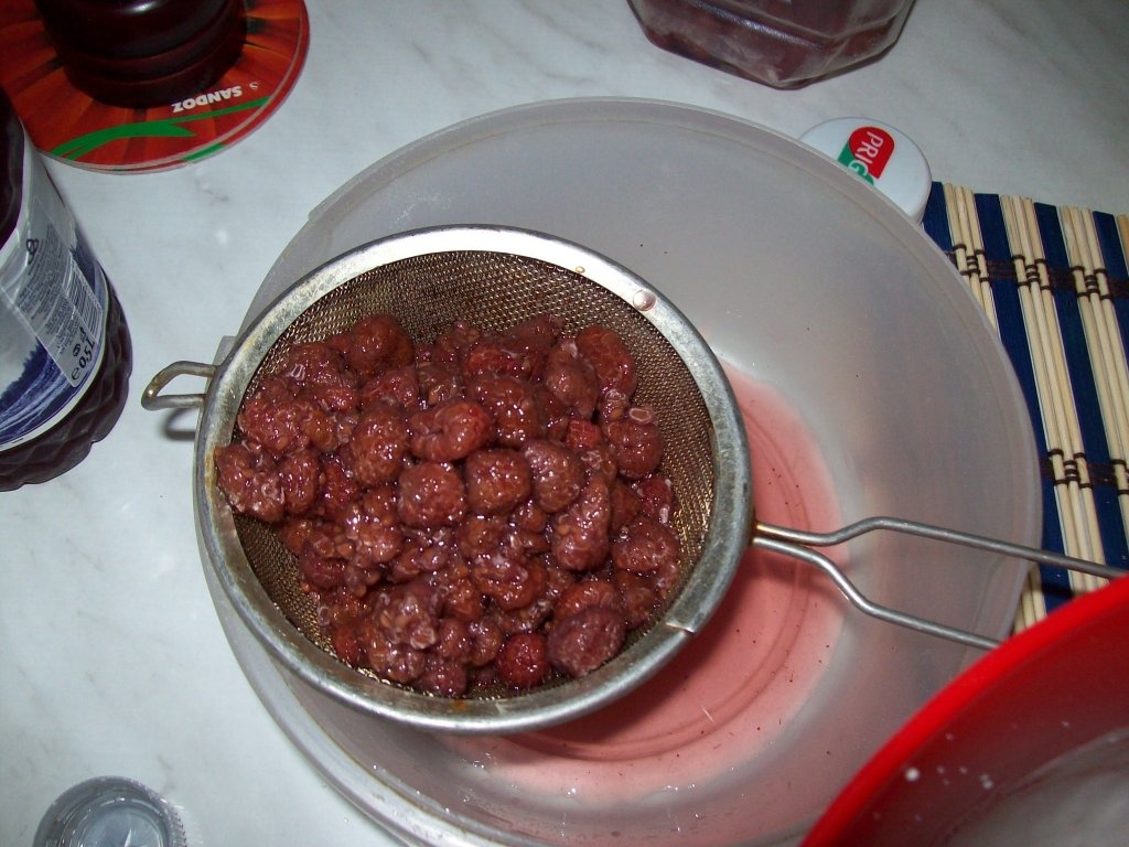 Inghetata de zmeura si vanilie