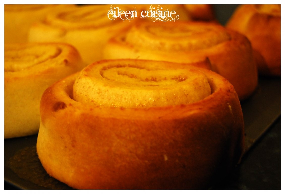 Cinnabon rolls