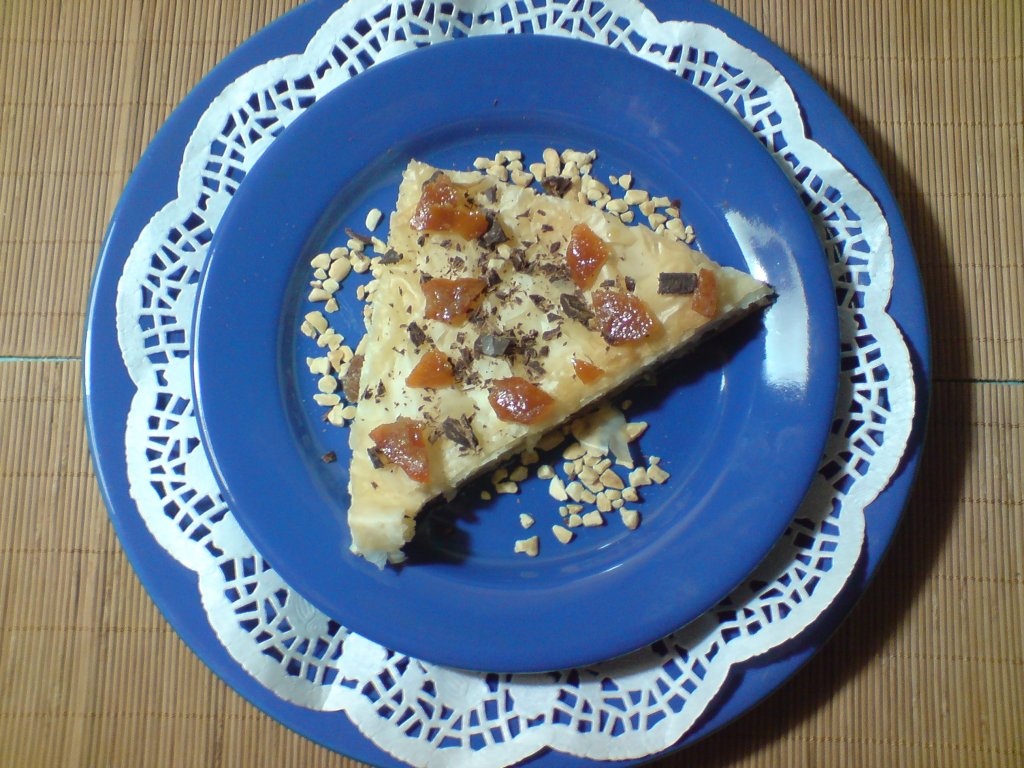 Desert cu crema de iaurt si stafide