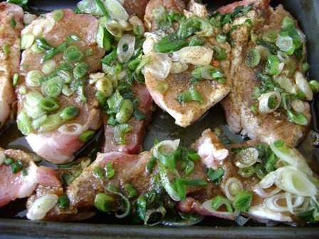 Friptura de porc cu verdeturi la cuptor