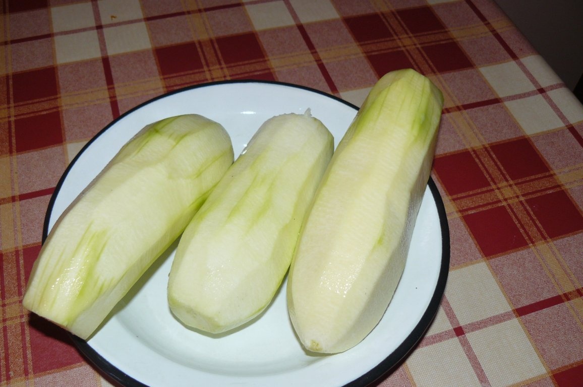 Aperitive cu brânză şi legume