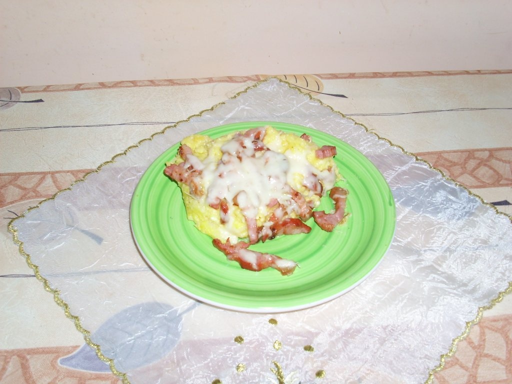 Soufflé de mamaliga cu bacon