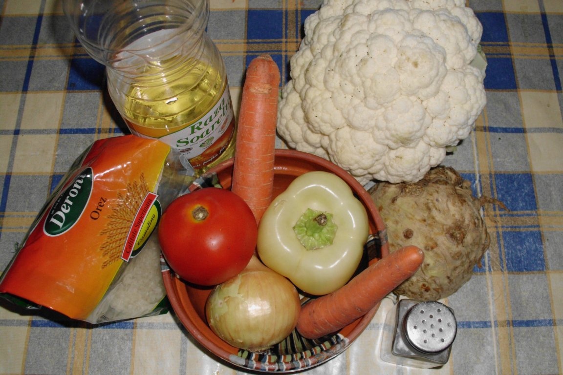 Supa de zarzavat cu conopida (reteta de la bunica)