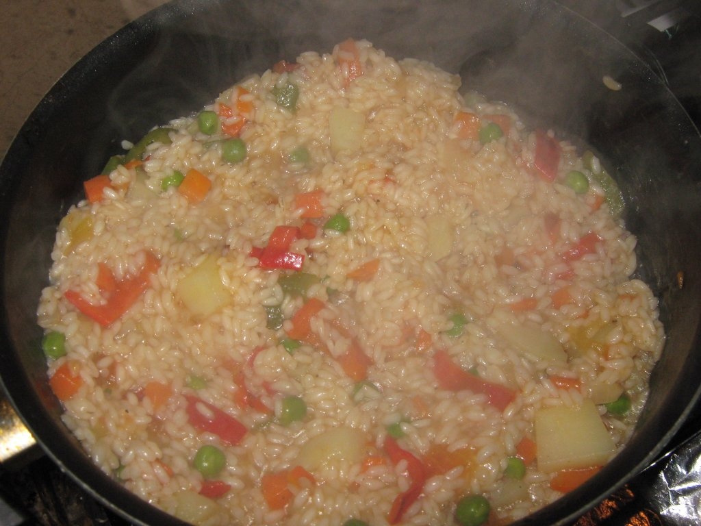 “Sherkasieh” cu pui – Pui chirchiz cu orez-reteta specific iordaniana