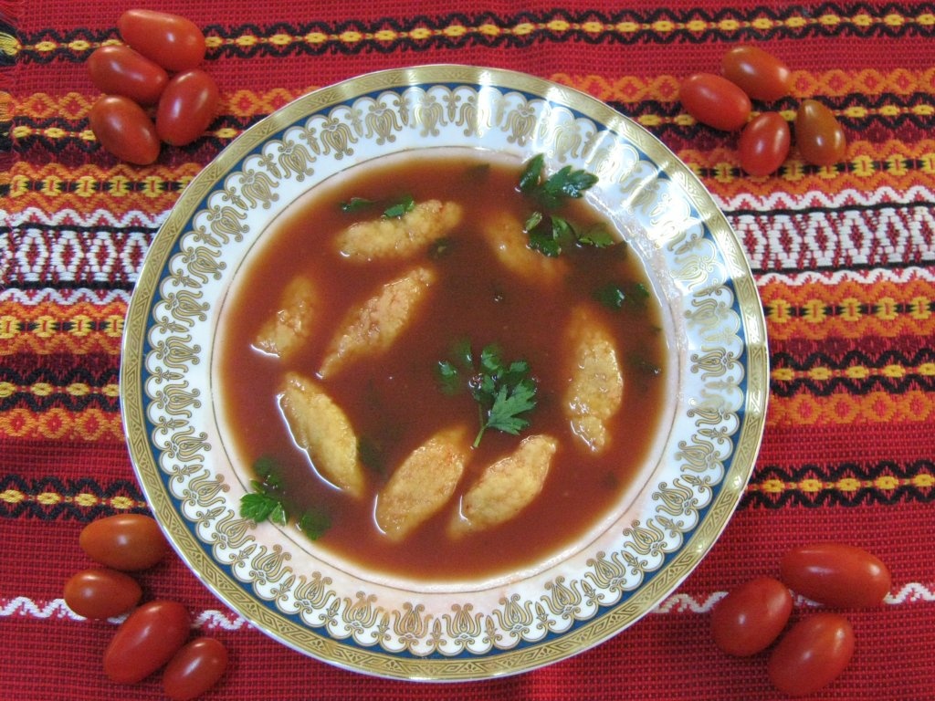 Supa de rosii cu galuste de gris