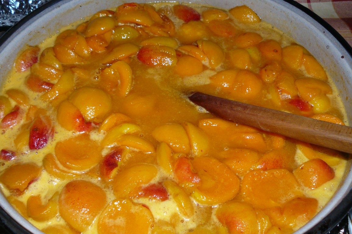 Dulceaţă de caise cu fructoză