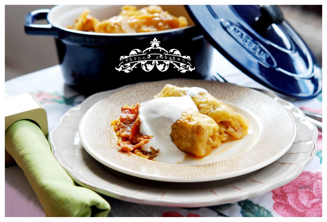 Sarmalute in foi de varza