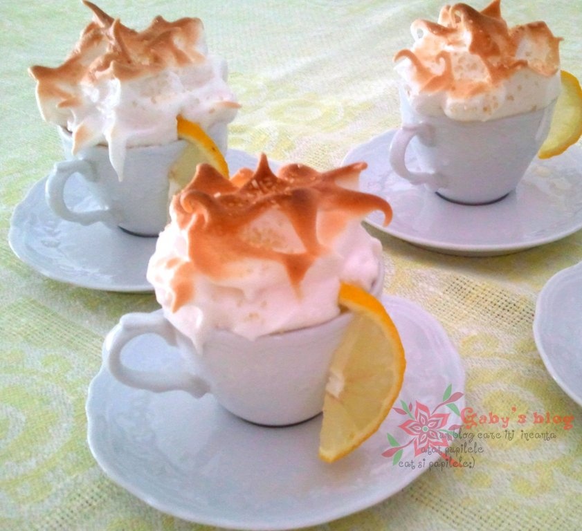 Crema de lamaie cu bezea