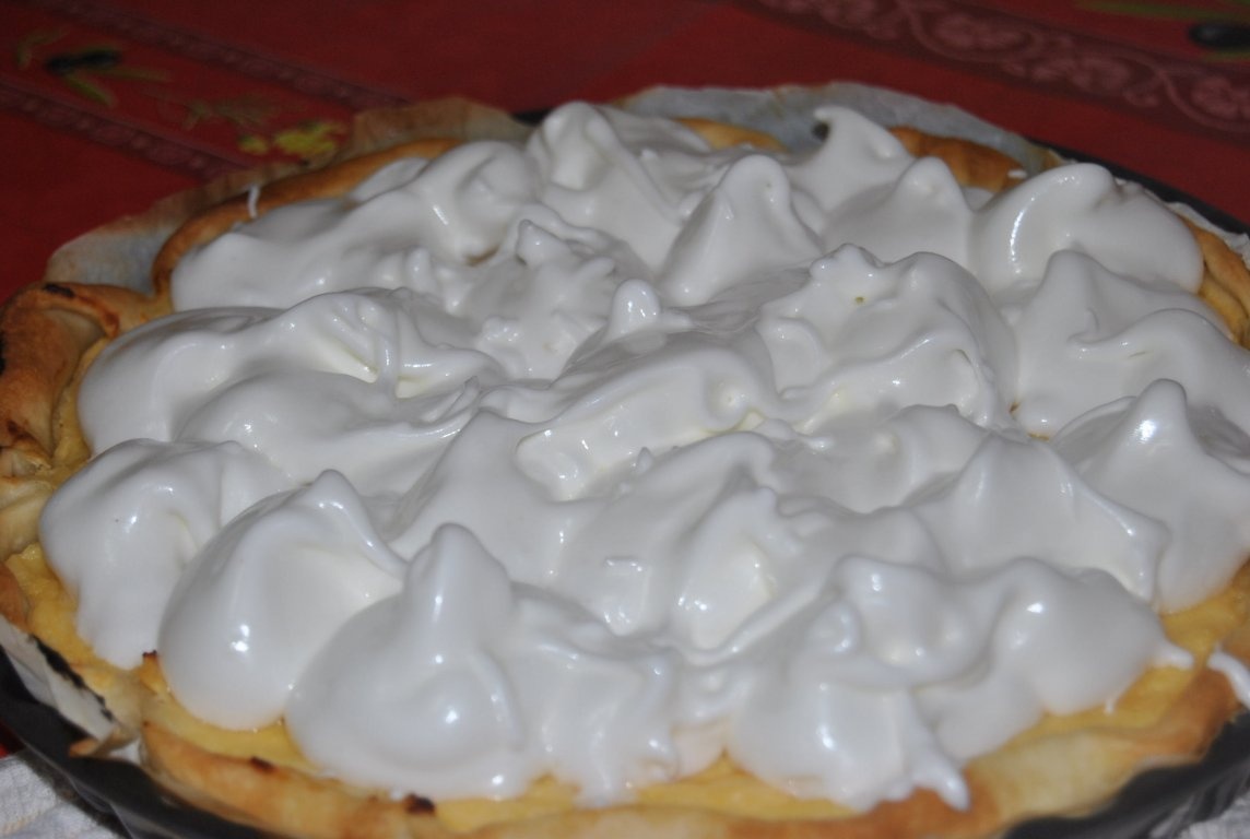 Tartã bezea cu cremã de lamâie - Tarte de limão merengada
