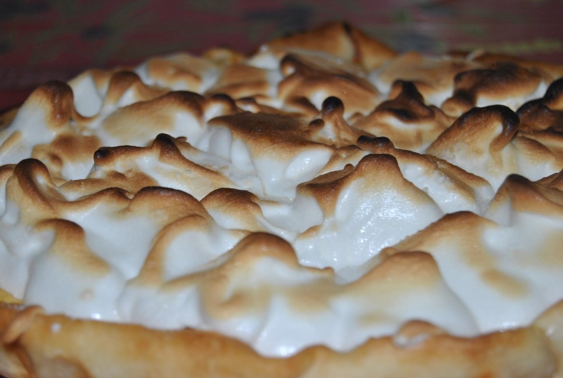 Tartã bezea cu cremã de lamâie - Tarte de limão merengada