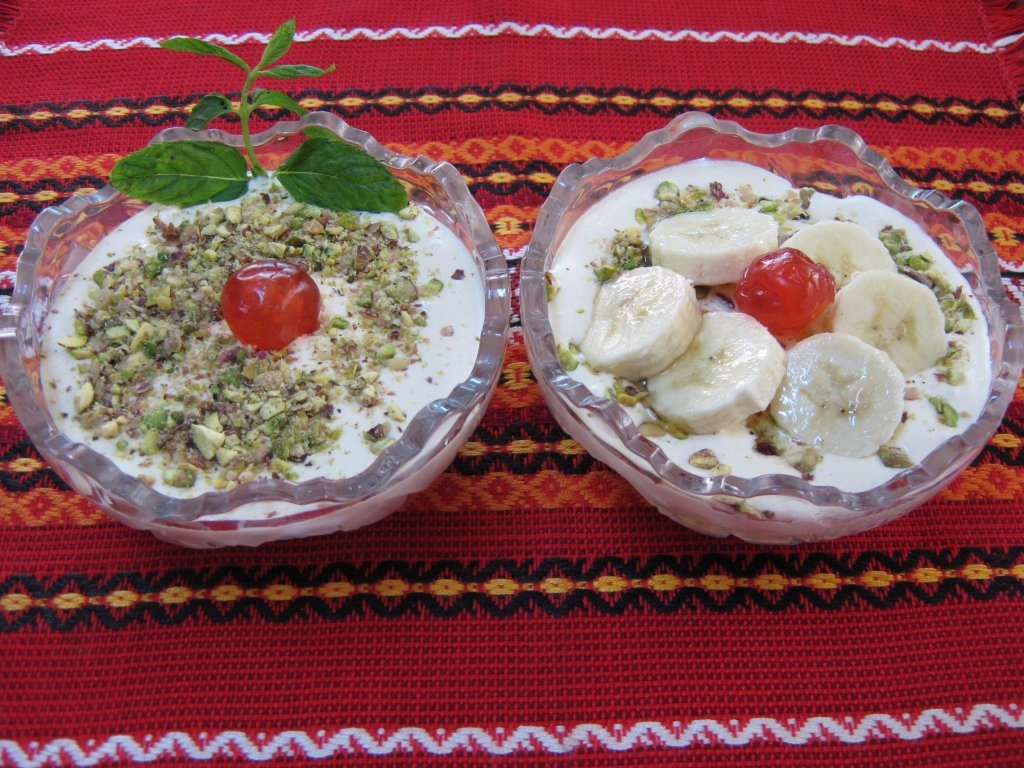 "Nopti libaneze in cupe-"Layali libnan"