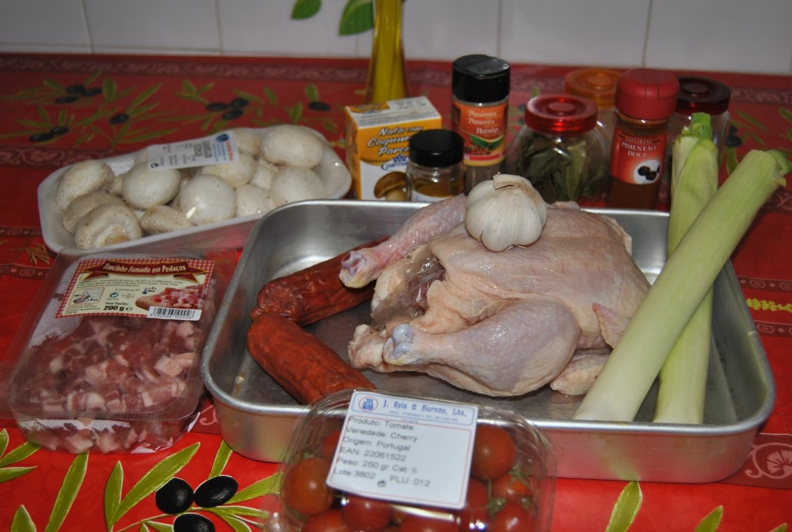 Pui la oalã- Frango no tacho