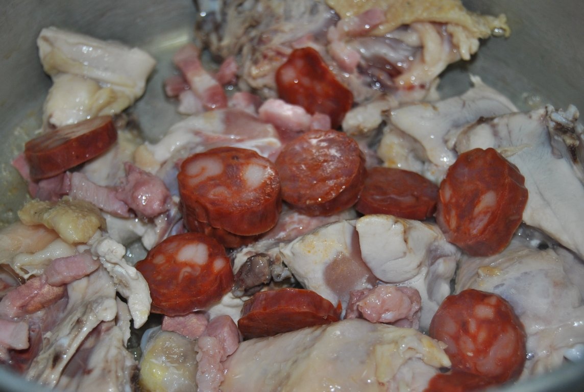 Pui la oalã- Frango no tacho