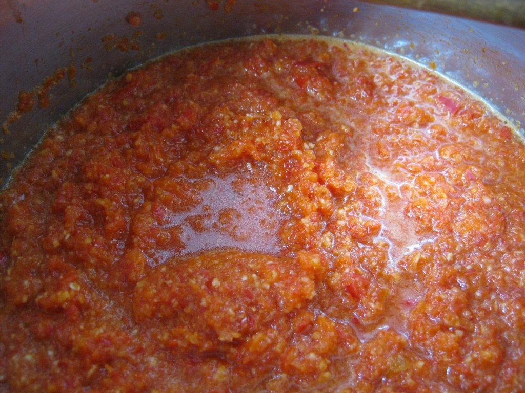 "Iuţica" - pastă de ardei