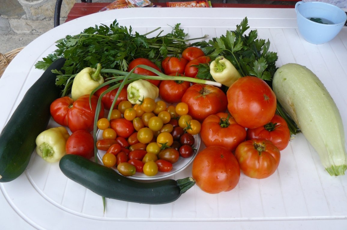 Roşii şi ardei pentru ciorbe