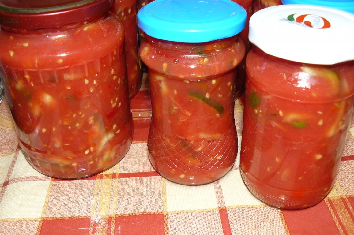 Roşii şi ardei pentru ciorbe