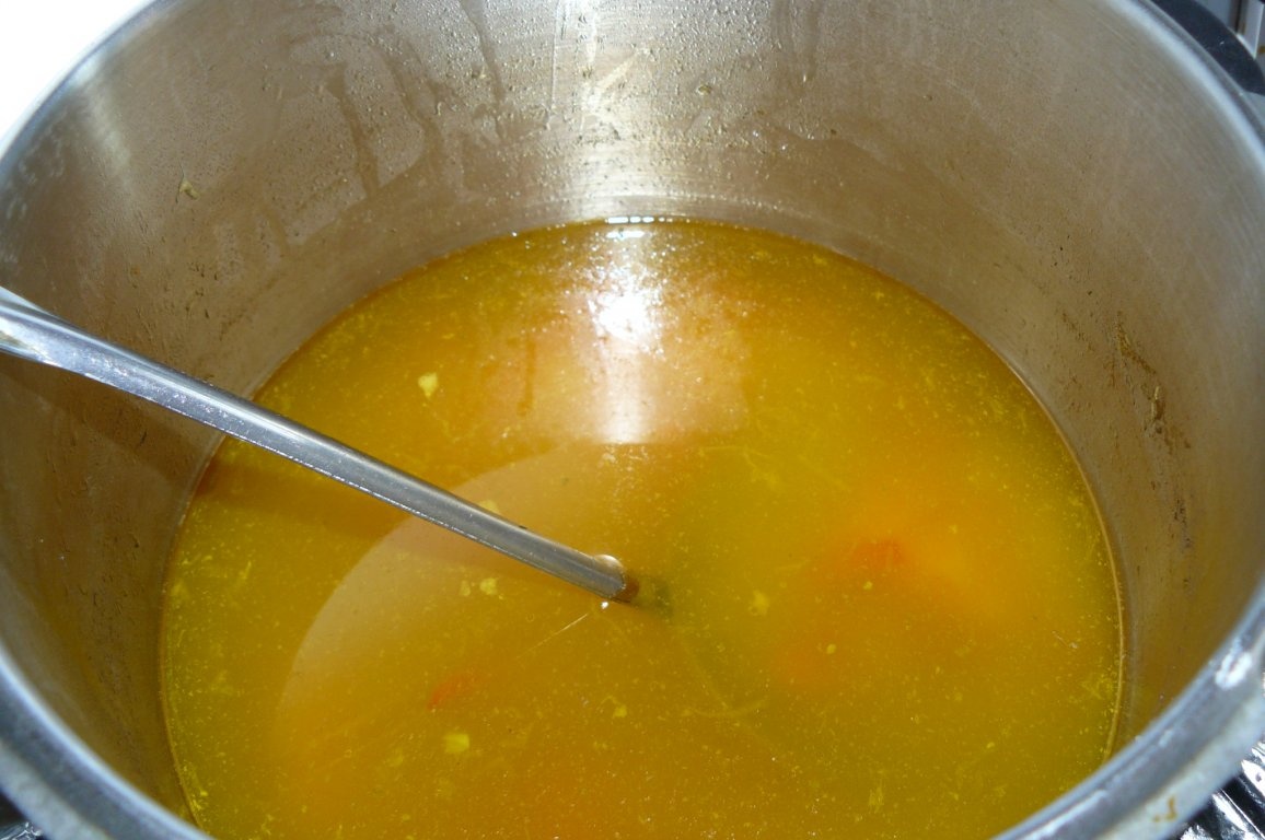 Pui sau altă pasăre cu muştar