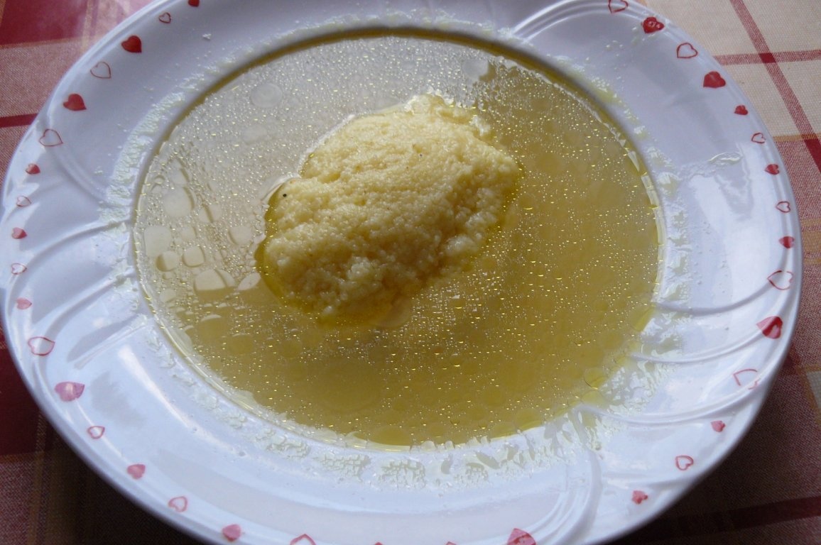 Pui sau altă pasăre cu muştar