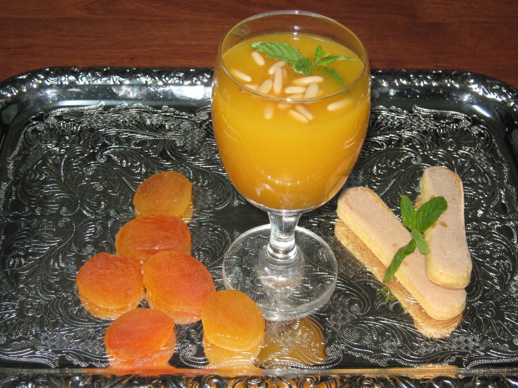 “Amardeen”-Bautura racoritoare de caise uscate