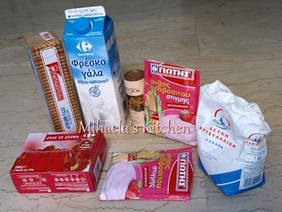 Biscuiti cu crema de capsuni