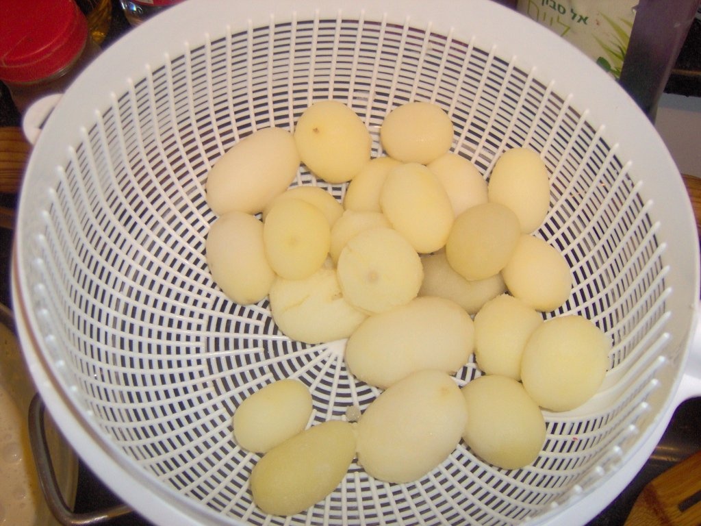 Cartofiori mici in sos de branza