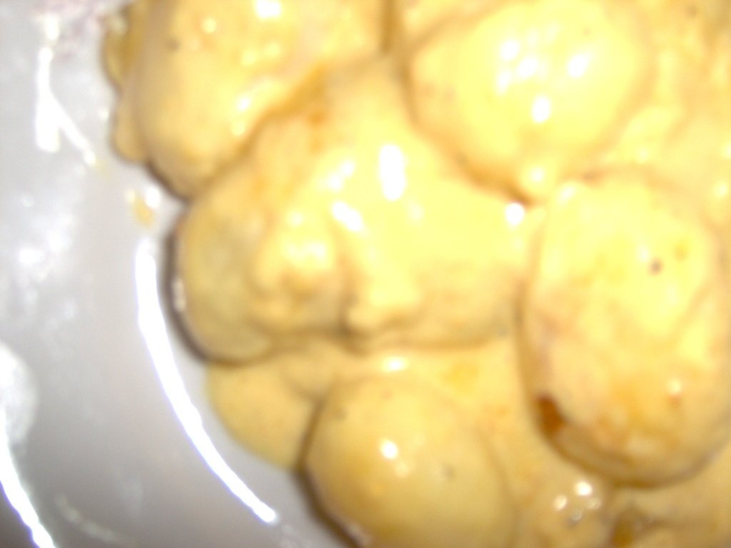 Cartofiori mici in sos de branza