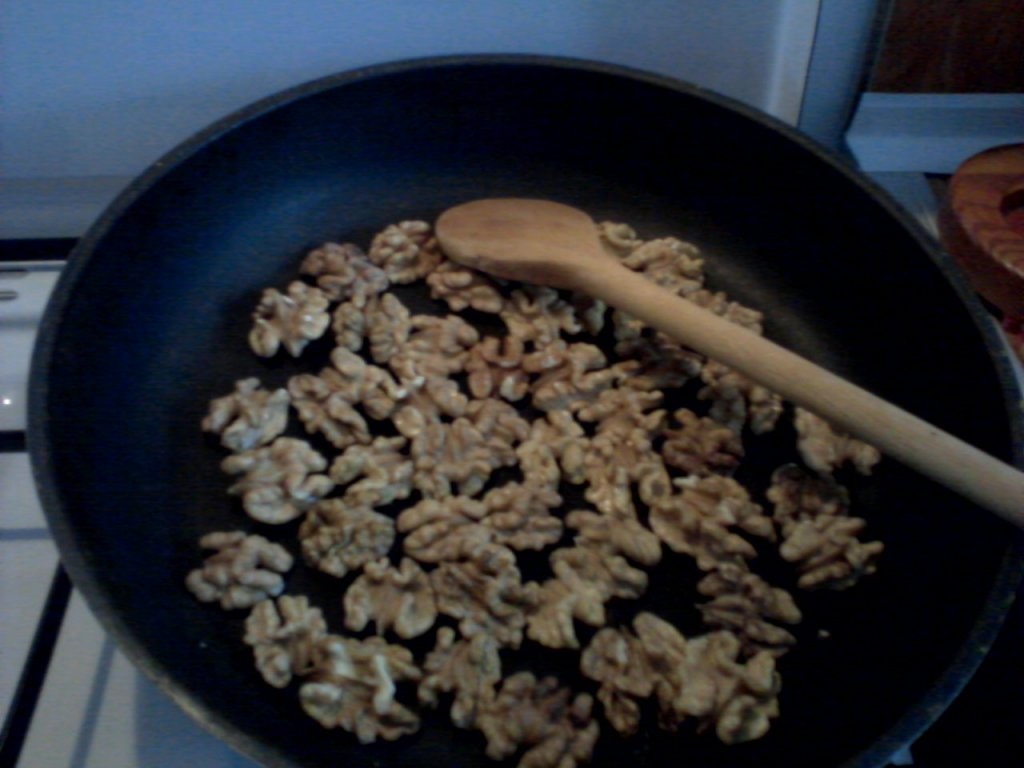 Fursecuri cu ciocolata si nuci