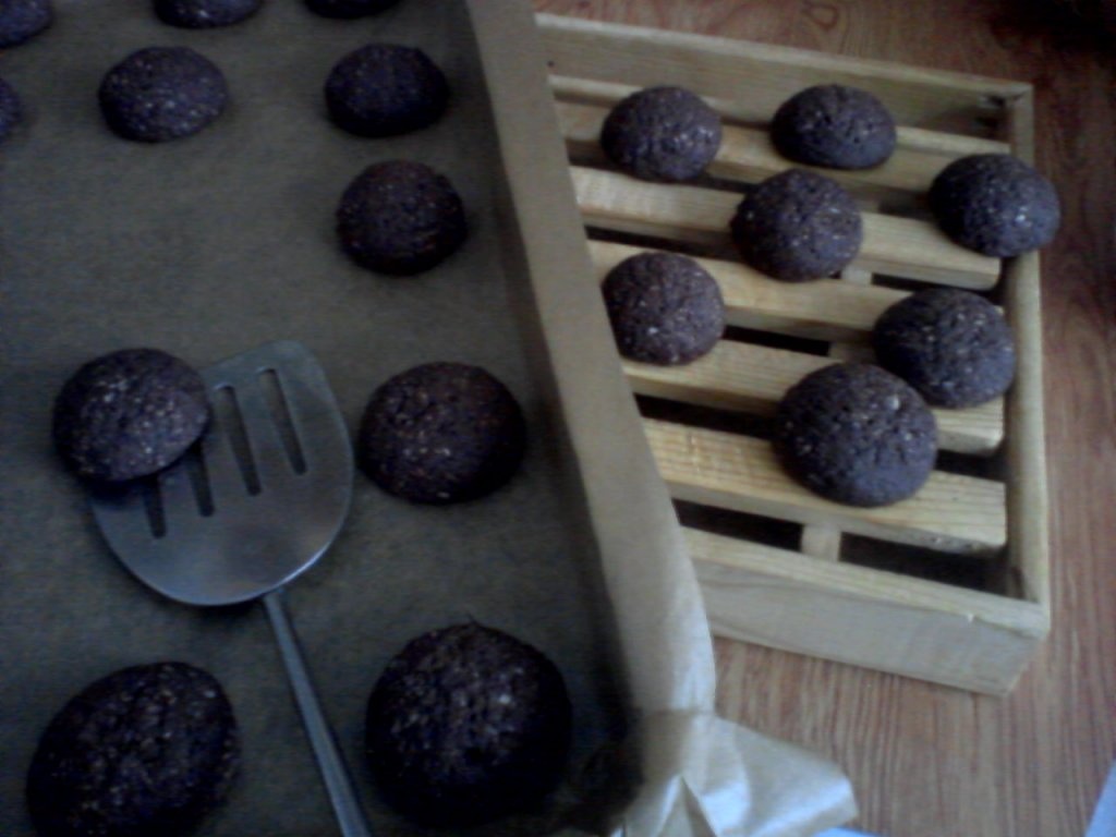 Fursecuri cu ciocolata si nuci