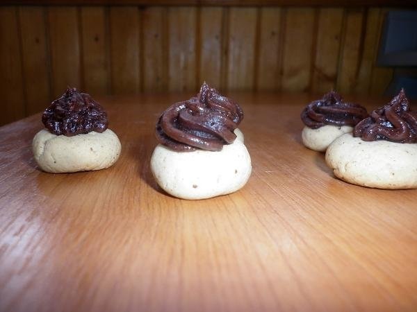 Prajiturele de lux cu crema de cacao