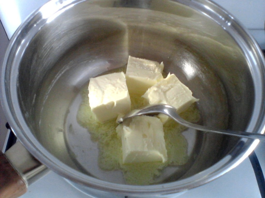 Pui cu sos olandez si varza de Bruxelles