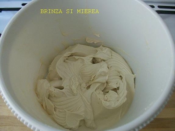 Chocolate chips cheesecake