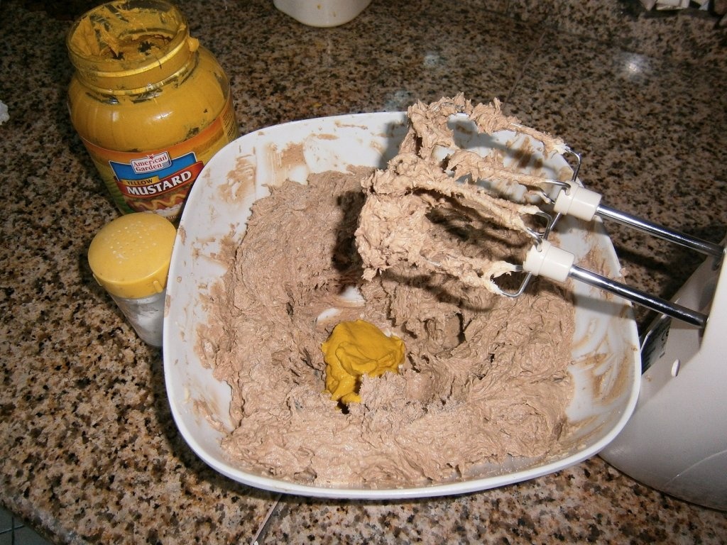 Pateu de casa de ficatei de pui