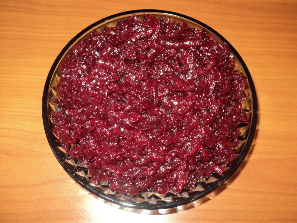 Salata de sfecla rosie