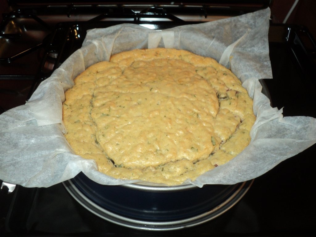 Chec aperitiv cu mezeluri si branzeturi