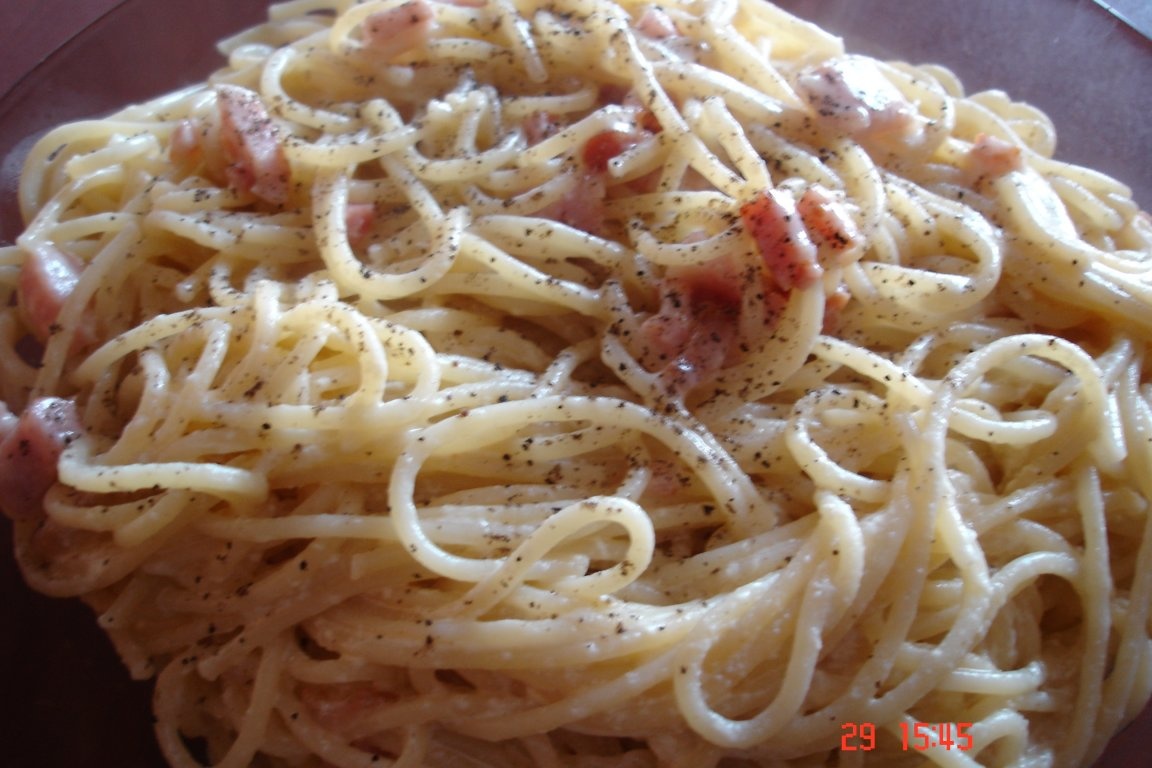 Spaghete Carbonara  reţetă cu smântână
