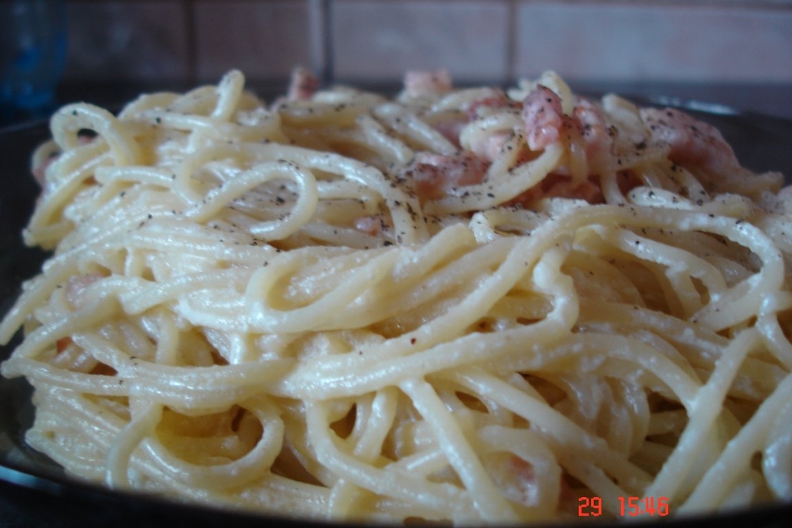 Spaghete Carbonara  reţetă cu smântână