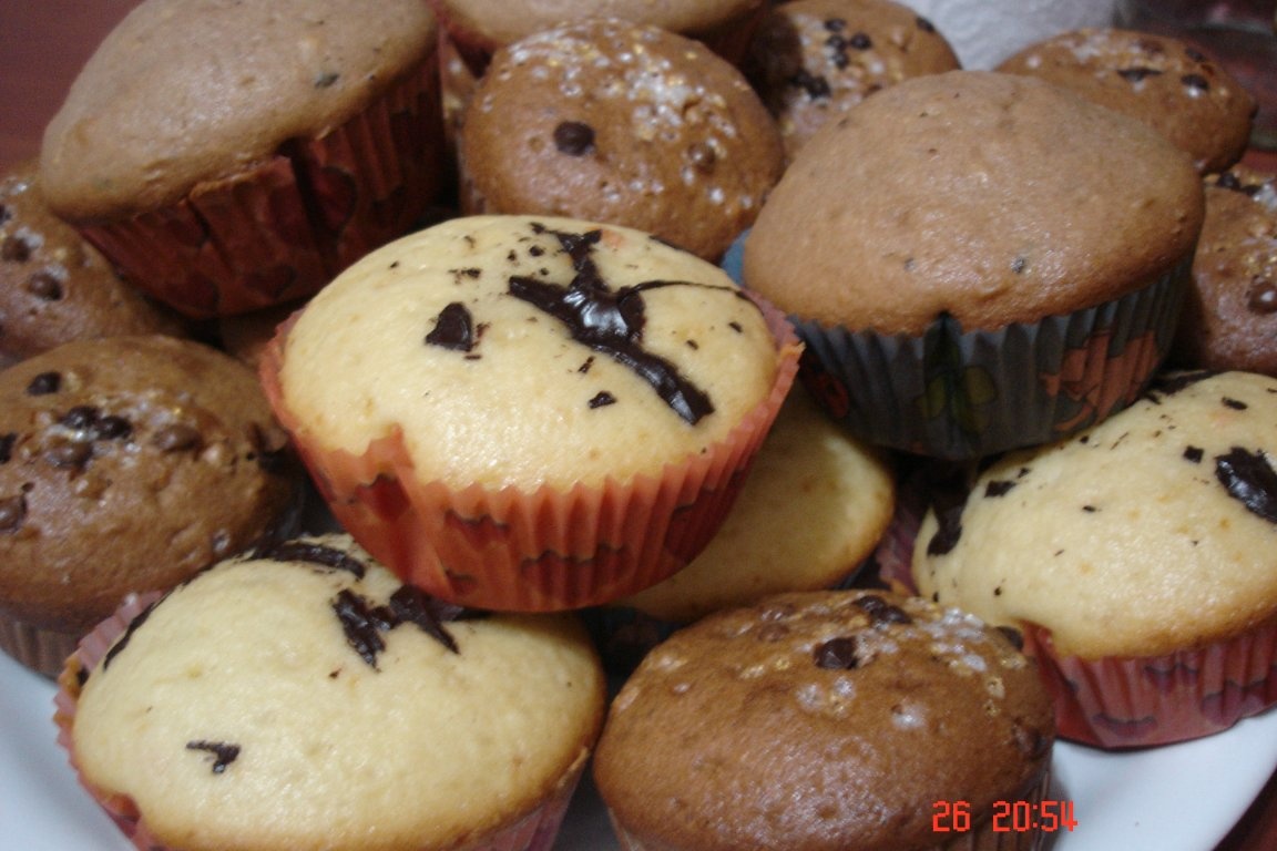 Muffins cu fulgi de ciocolata
